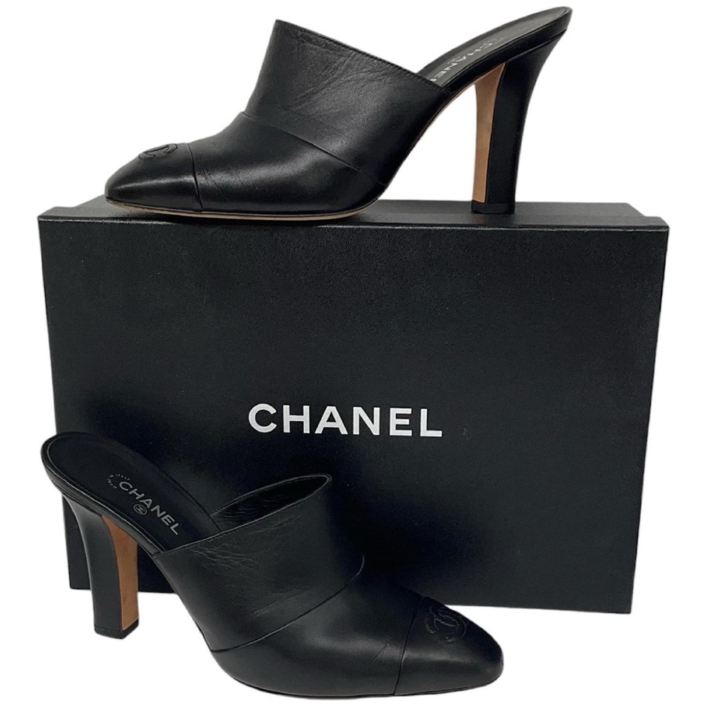 CHANEL Black CC Logo Embossed Cap Toe Lambskin Leather Mules G32858 Size 9